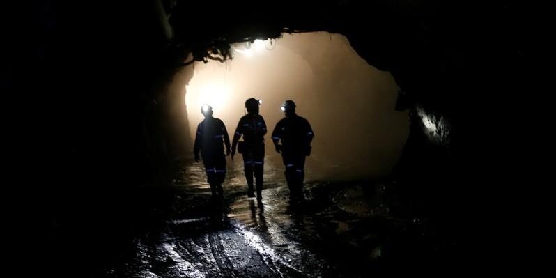 Power cuts weigh on miners’ investment decisions in South Africa 1