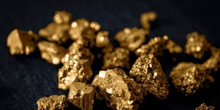 Zimbabwe gold output down 30% in first quarter 1