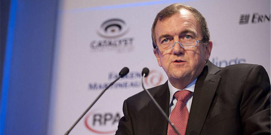 Barrick CEO blasts ‘hysterical’ fund managers chasing quick cash 1