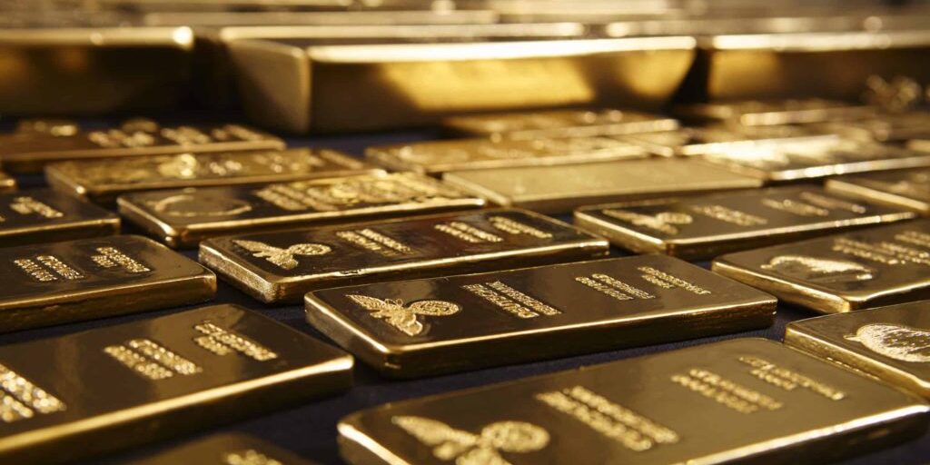 Gold price rebounds as US payroll data assuages stimulus pullback concerns 1