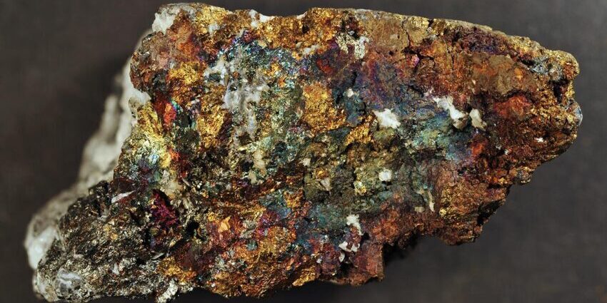 Rock with rare earth minerals