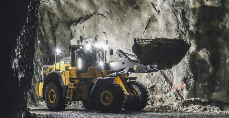 How reliable wireless communication is driving autonomous mining 4