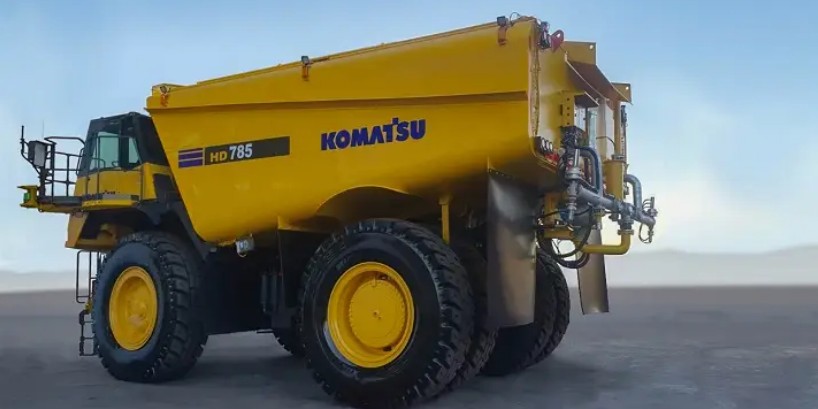 Komatsu Testing Autonomous Water Truck Based on Mining Tech 1