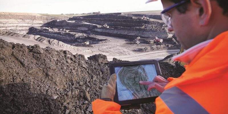 How IoT Technology is Transforming the Mining Industry 1