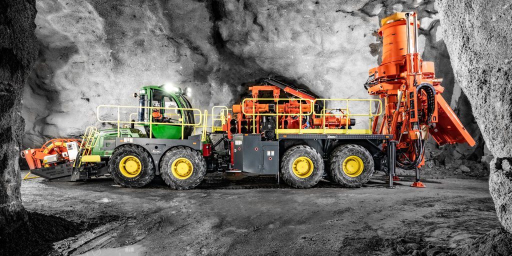 Sandvik orders beat forecast, confirms SMT listing 1