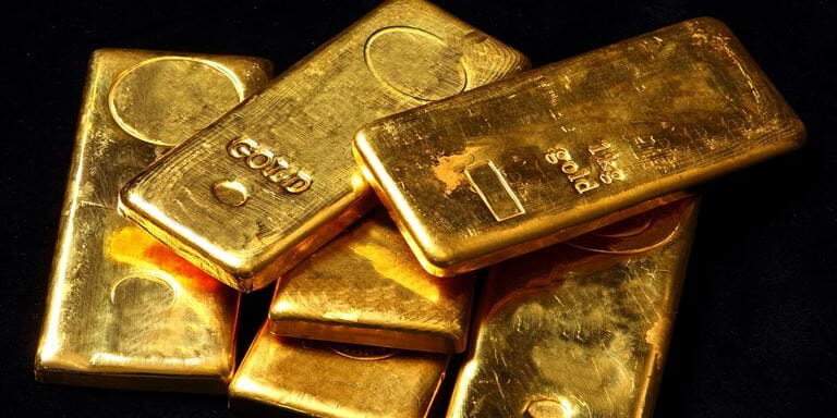 Gold set for worst month since September on Fed rate-hike prospects 1