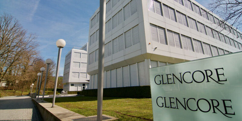 Glencore sets aside $1.5bn to settle bribery probes 1