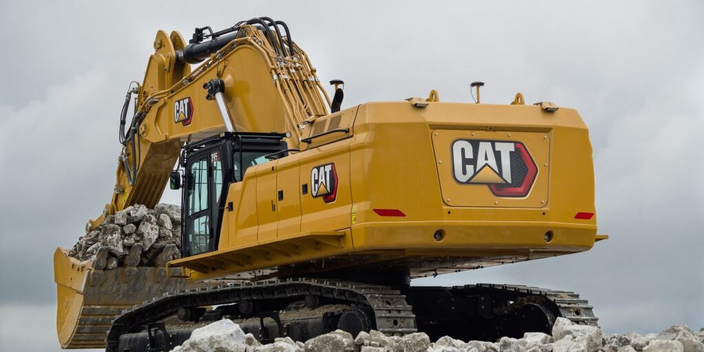 Caterpillar soars as investors hunt for hedges against inflation 1