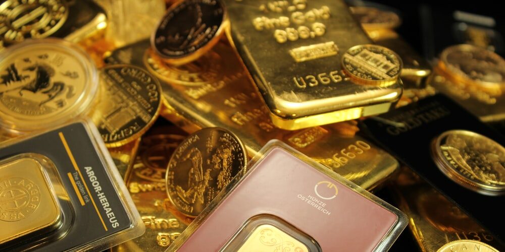 Gold price approaching record high as Ukraine, inflation risks mount 1