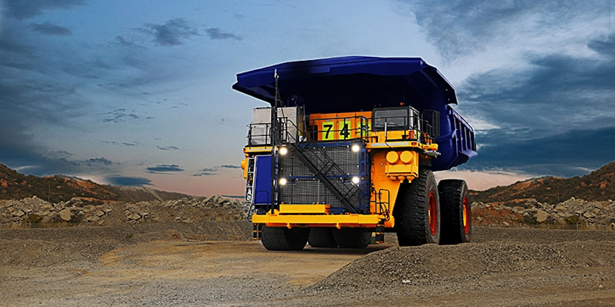 Anglo American puts world’s largest hydrogen truck to work 1