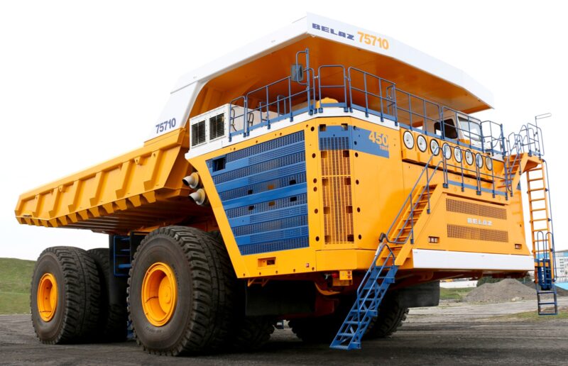 World’s Top 10 biggest mining dump trucks 2