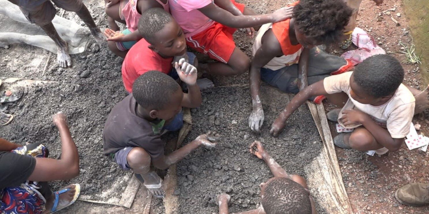 DRC Mines Minister Antoinette N'samba's fierce fight against child labor in mines 1