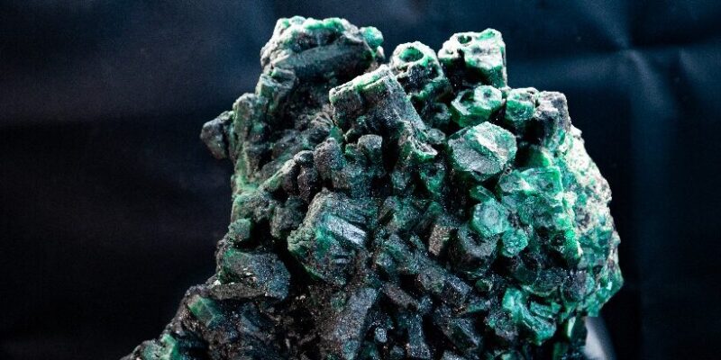 Gemfield’s latest emerald auction included 37 kg “Kafubu Cluster” 1