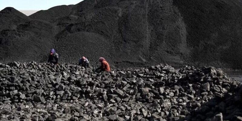 China's Coal Imports Surge 12% in June Amid Heatwave-Induced Demand 1