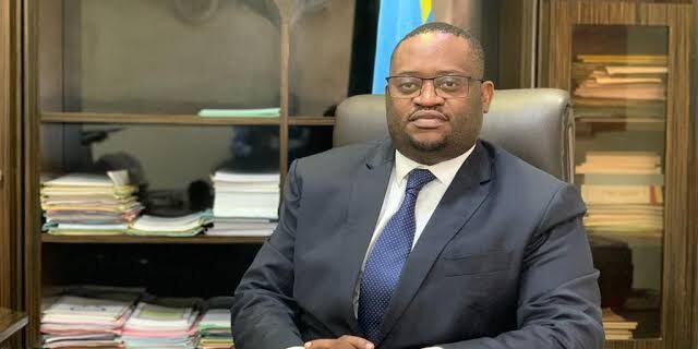 Doudou Fwamba replaces Nicolas Kazadi at the Ministry of Finance 1