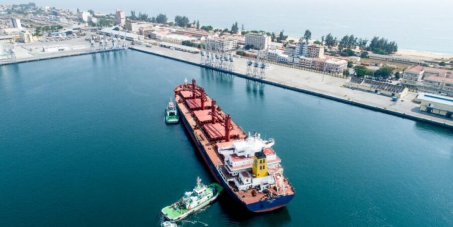 Lobito Atlantic Railway receives its first vessel at the Port of Lobito mineral terminal 1