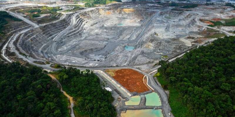 FQM to trim work hours at stalled Panama copper mine 1