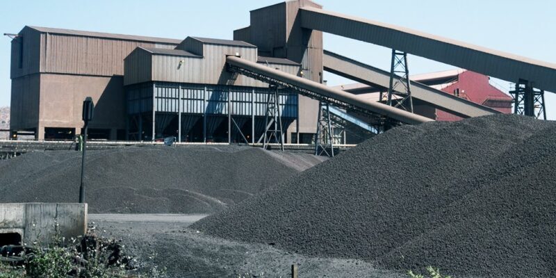 Glencore Initiates Retrenchment Process at South African Ferrochrome and Vanadium Operations 1