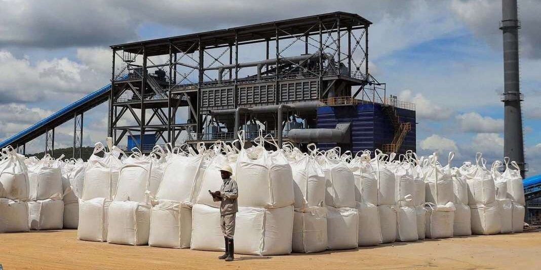 Zimbabwe Attracts Nearly $1 Billion in Lithium Processing Investments After Export Ban 1