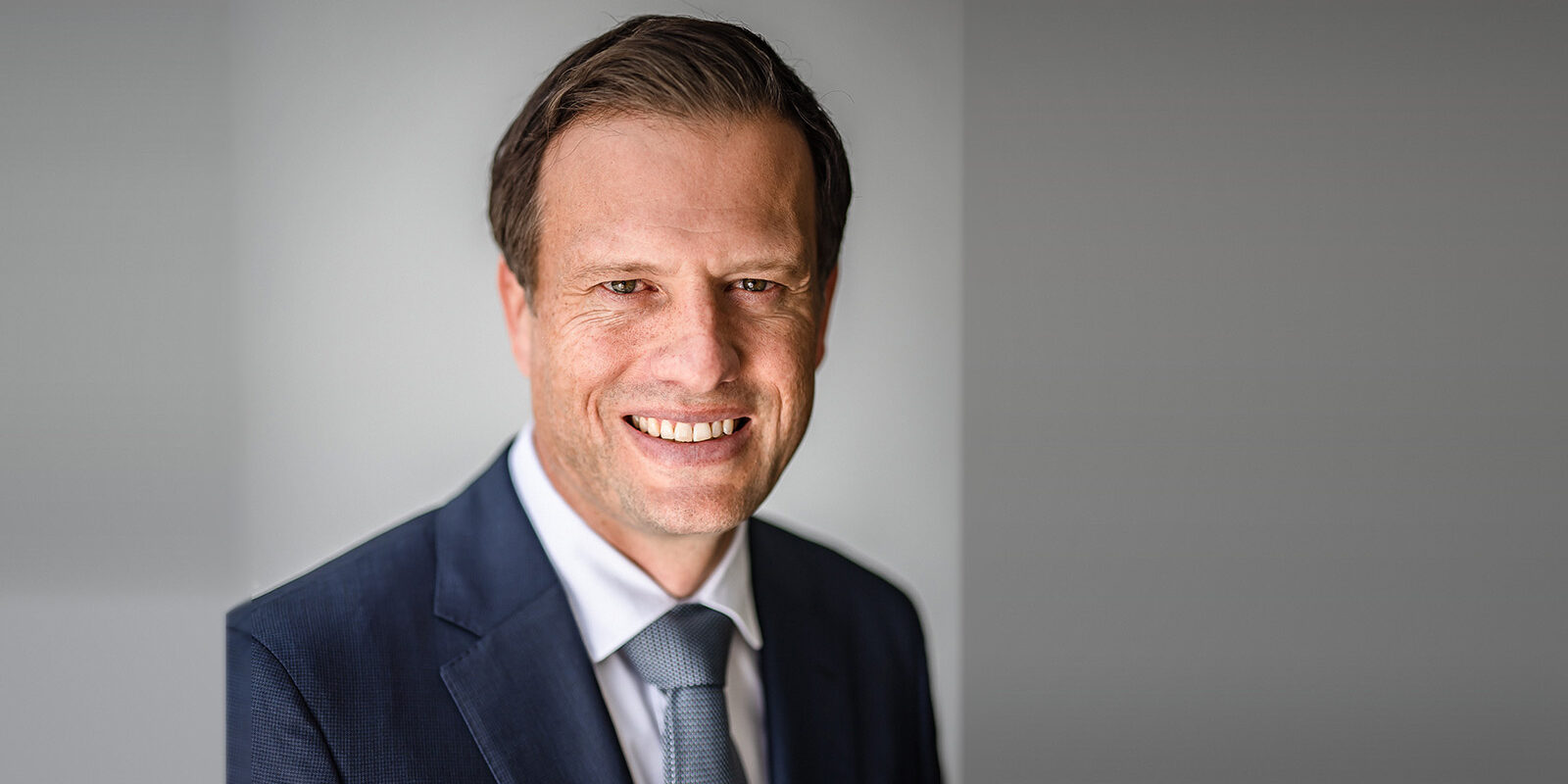 Barrick Appoints Sebastiaan Bock CEO, Rest of World 1